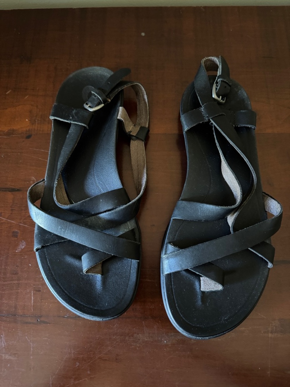 OluKai Black Strappy Leather Sandals